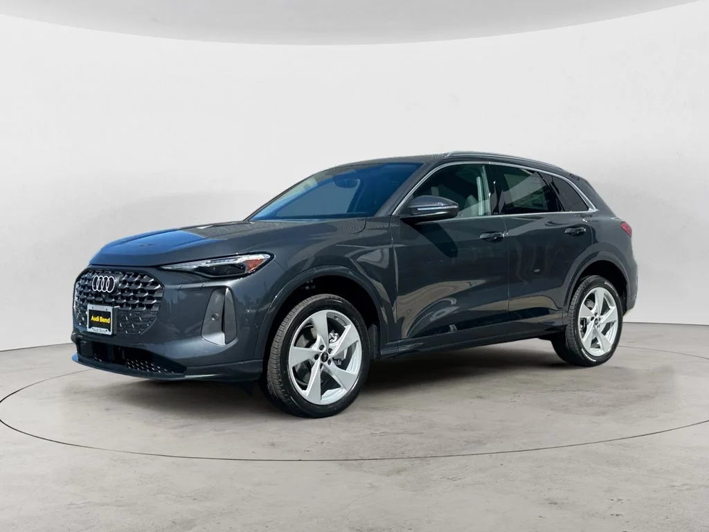 2025 Audi Q5 40 Premium Plus's photo