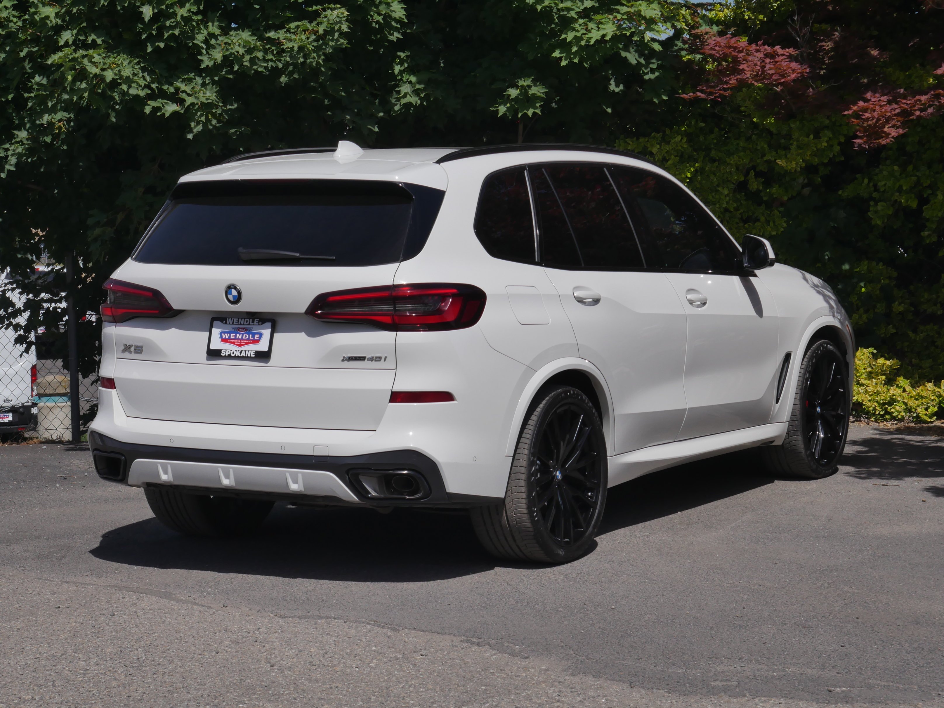 Used 2022 Alpine White BMW xDrive40i image 26
