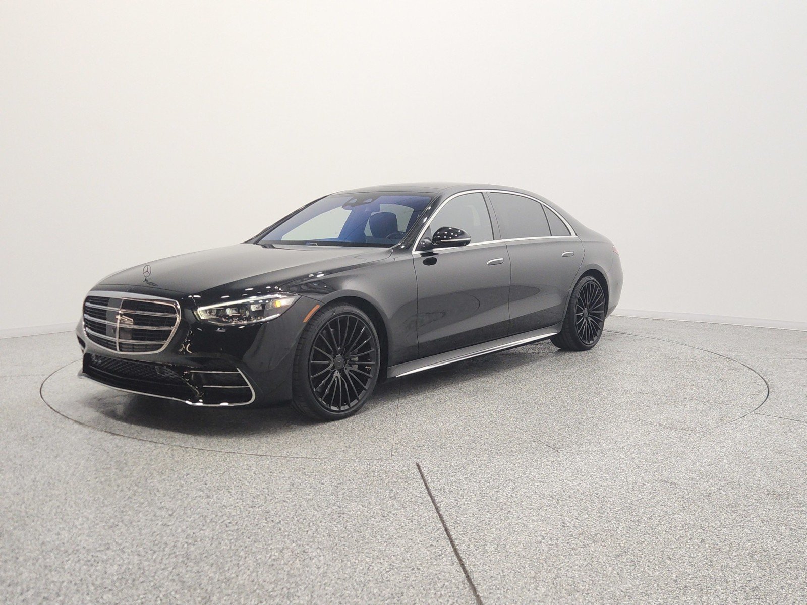 Used 2023 Black Mercedes-Benz S 580 4MATIC® Sedan image 1