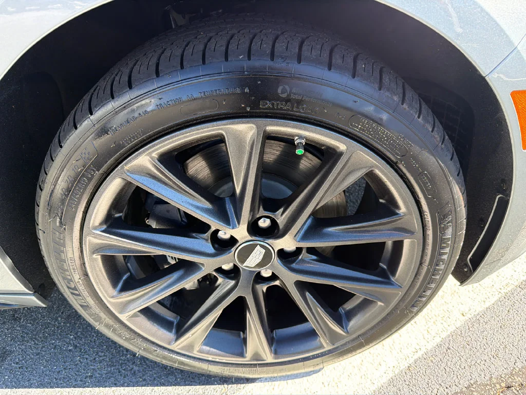 Used 2025 Silver Cadillac V-Series image 12