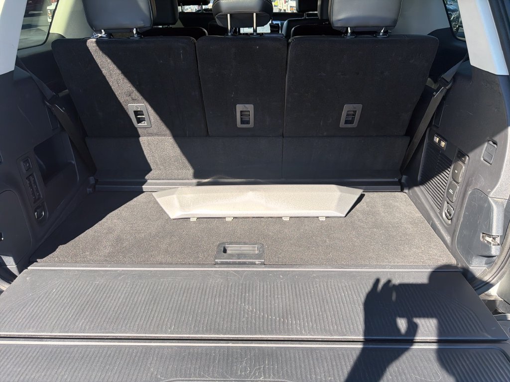 Used 2025 White Ford Platinum image 10