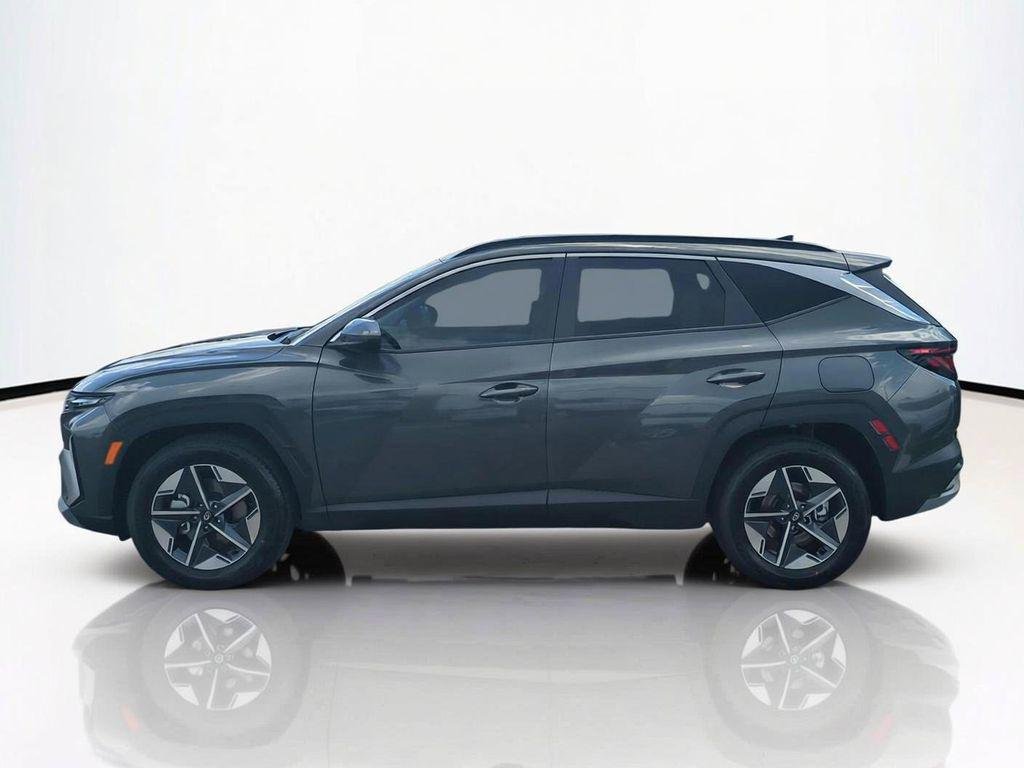 New 2026 Gray Hyundai SEL FWD image 8