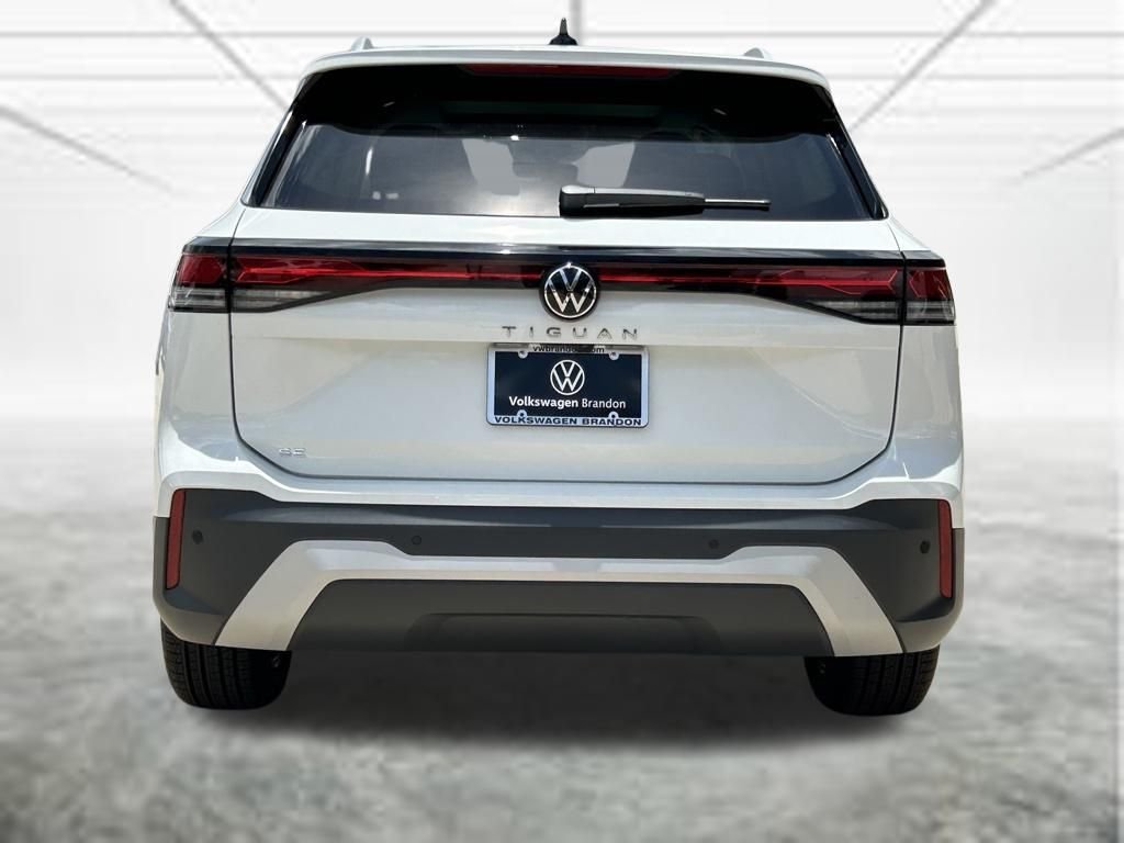 New 2026 White Volkswagen 2.0T SE image 3