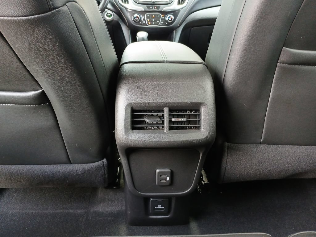 Certified Used 2022 Iridescent Pearl Tricoat Chevrolet Premier image 22