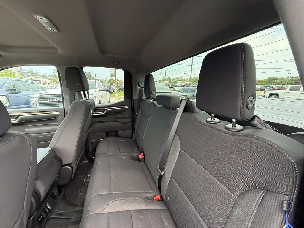 Used 2026 Gray Chevrolet RST image 27