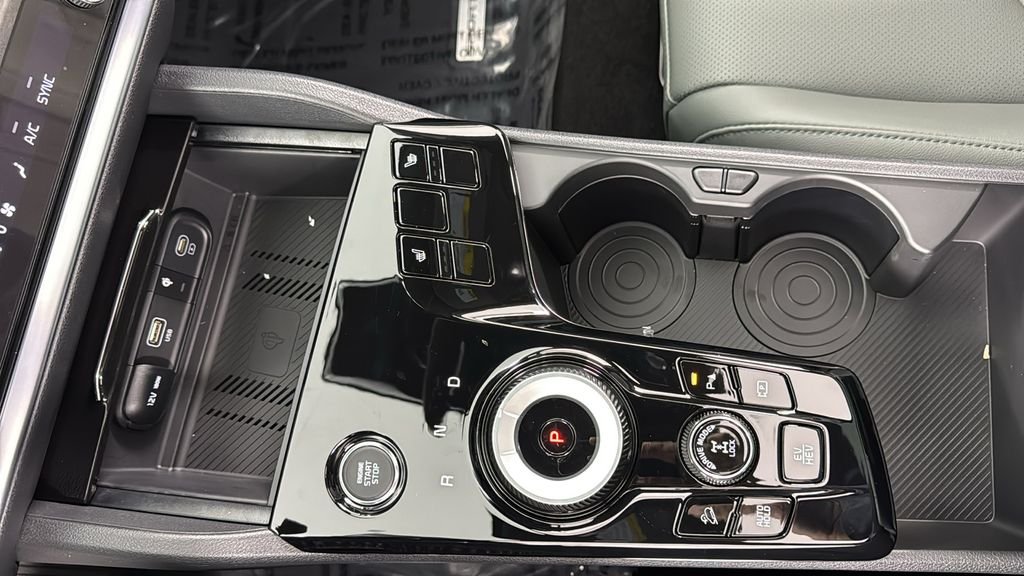 2025 Kia Sportage X-Line - Photo 29