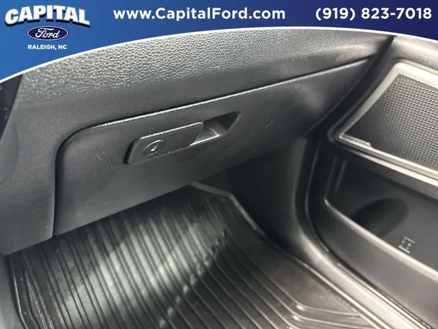 Used 2022 Gray Kia EX image 28