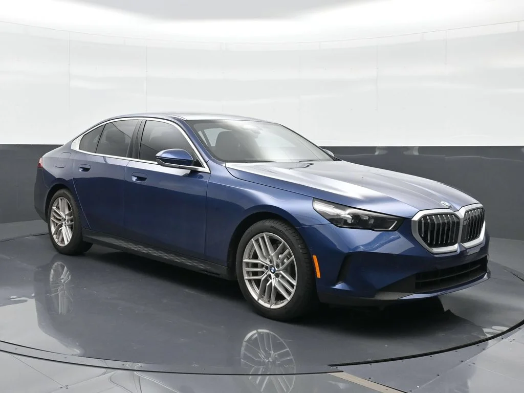 Certified Used 2024 Blue BMW 530i image 4