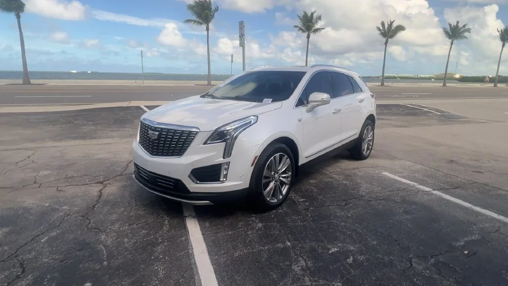 Used 2024 White Cadillac Premium Luxury image 4