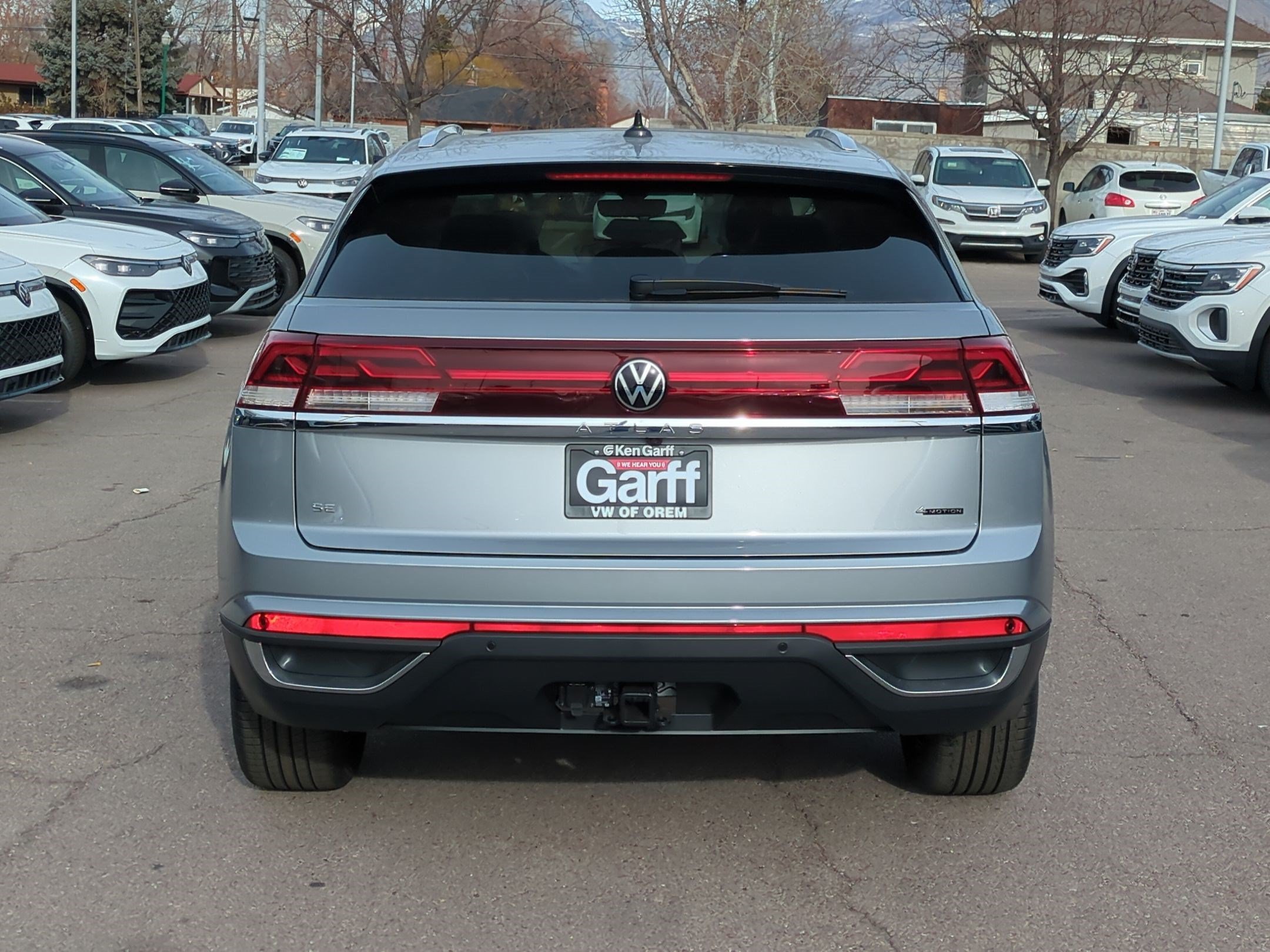 New 2026 Silver Mist Metallic Volkswagen 2.0T SE w/Technology image 4