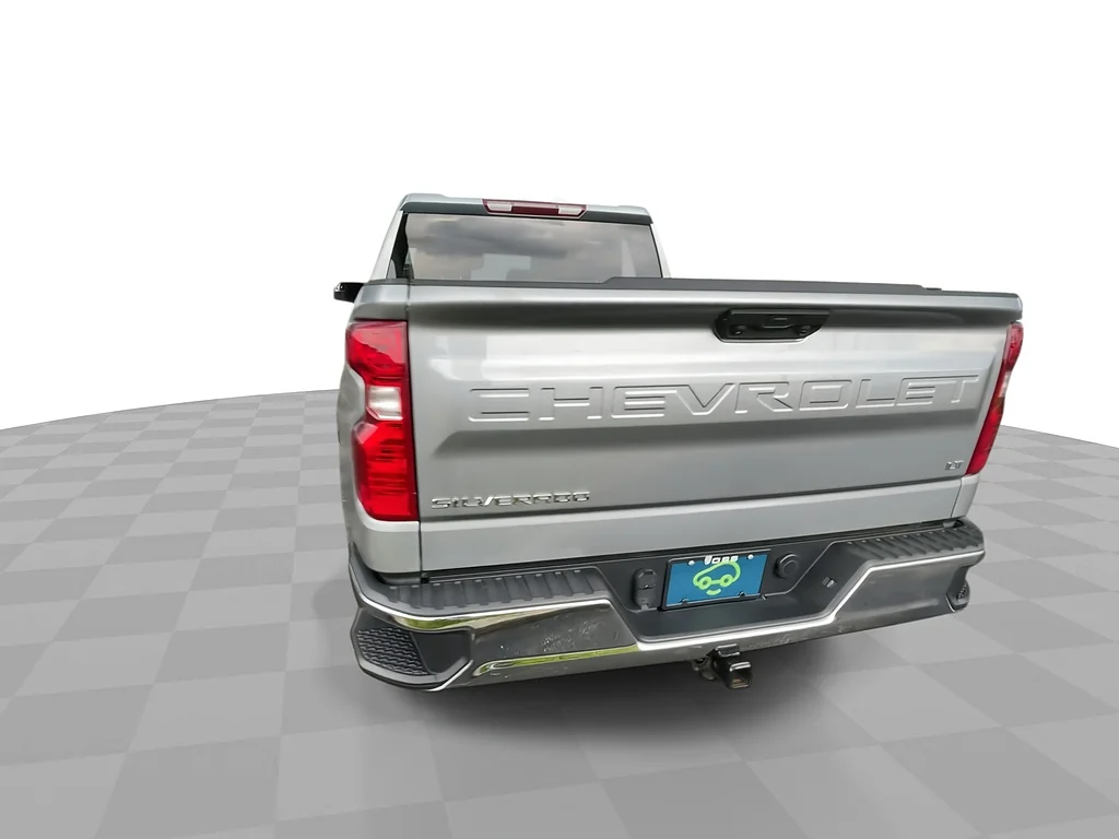 Used 2023 Sterling Gray Metallic Chevrolet LT image 8