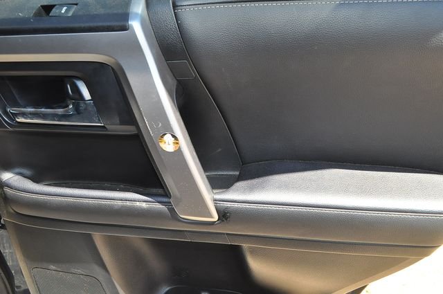 Used 2024  Toyota SR5 image 27