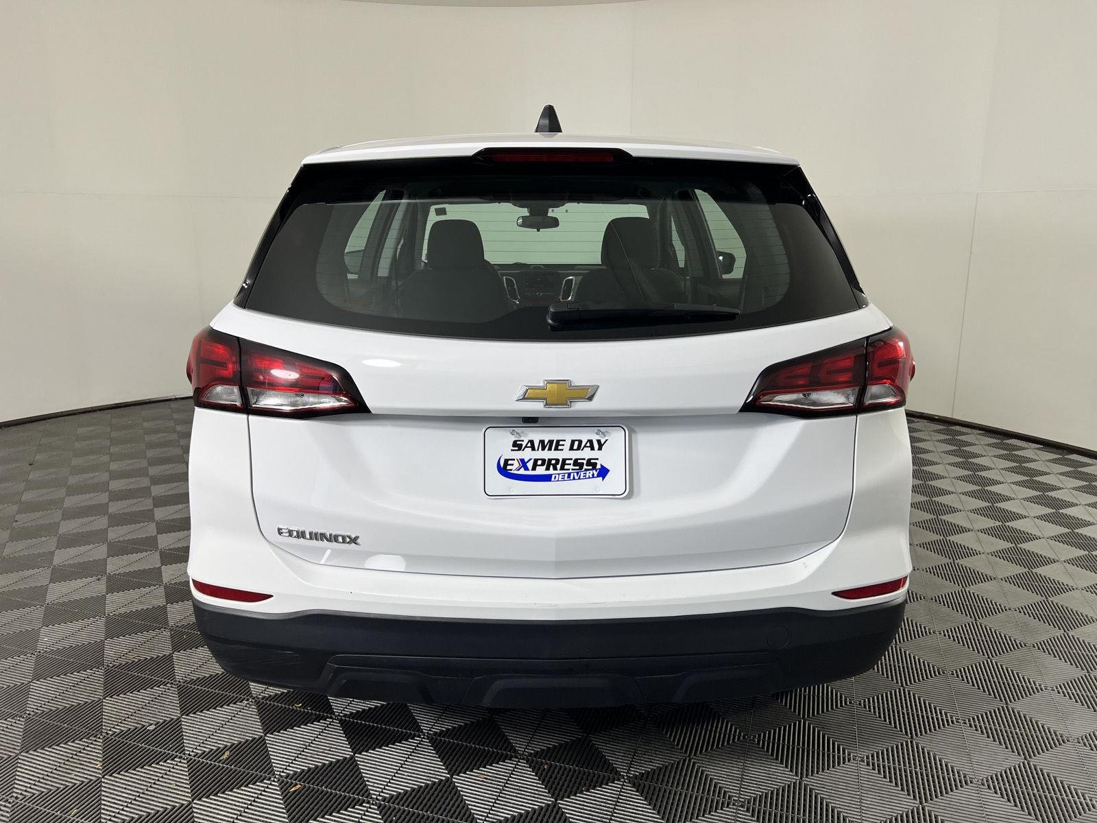 Used 2024 Summit White Chevrolet LS image 24
