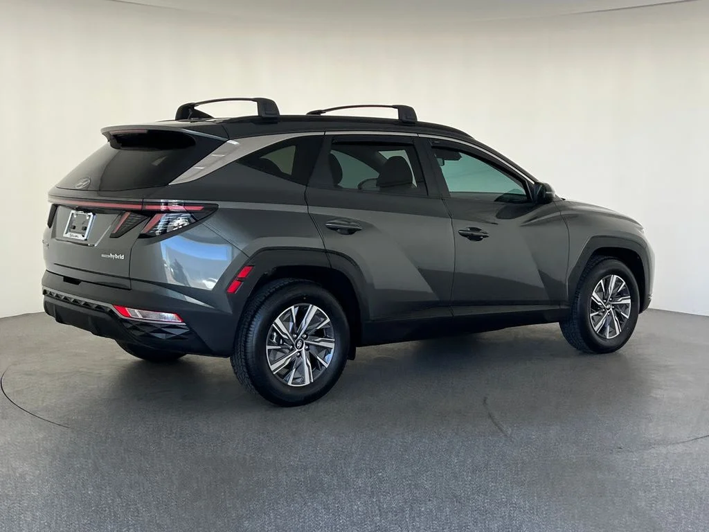 Used 2022 Gray Hyundai Blue image 3