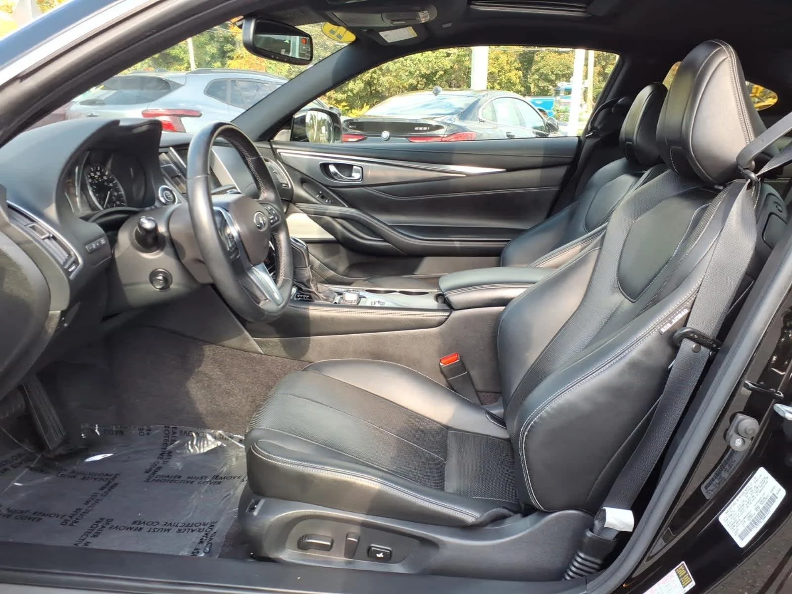 Used 2022 Black Obsidian INFINITI LUXE image 15