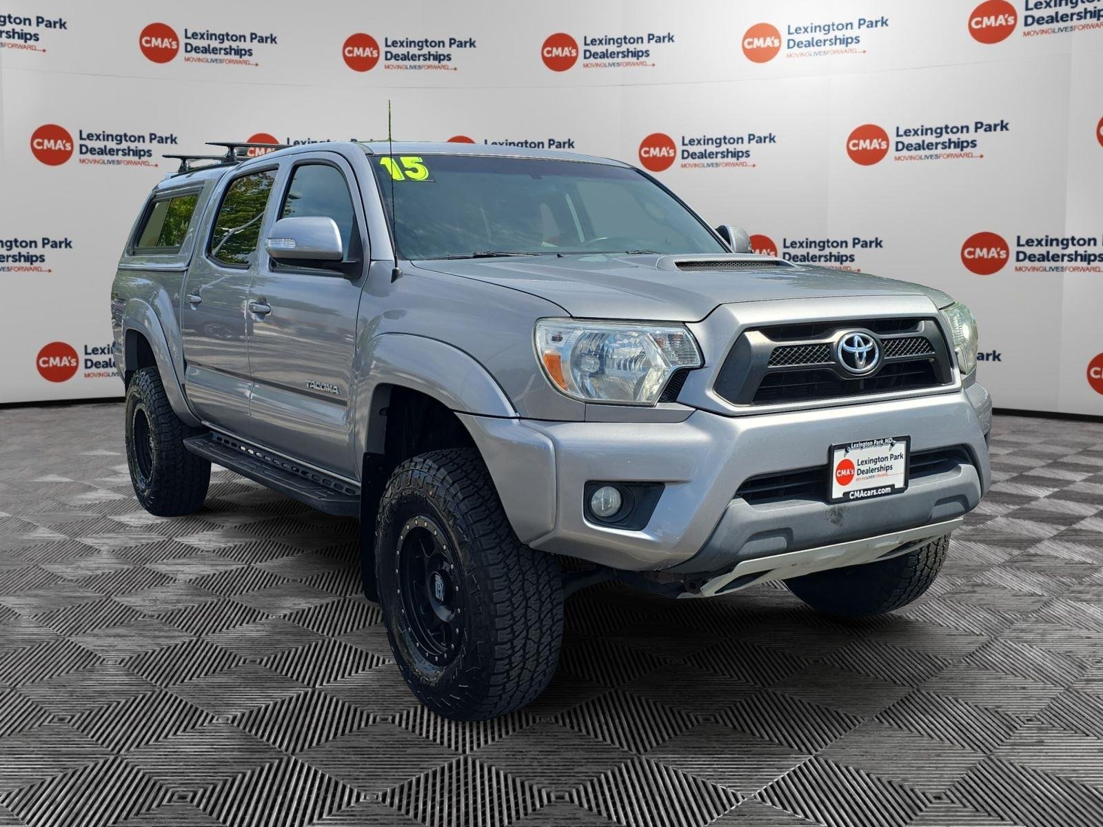 Used 2015 Silver Sky Metallic Toyota BASE image 1