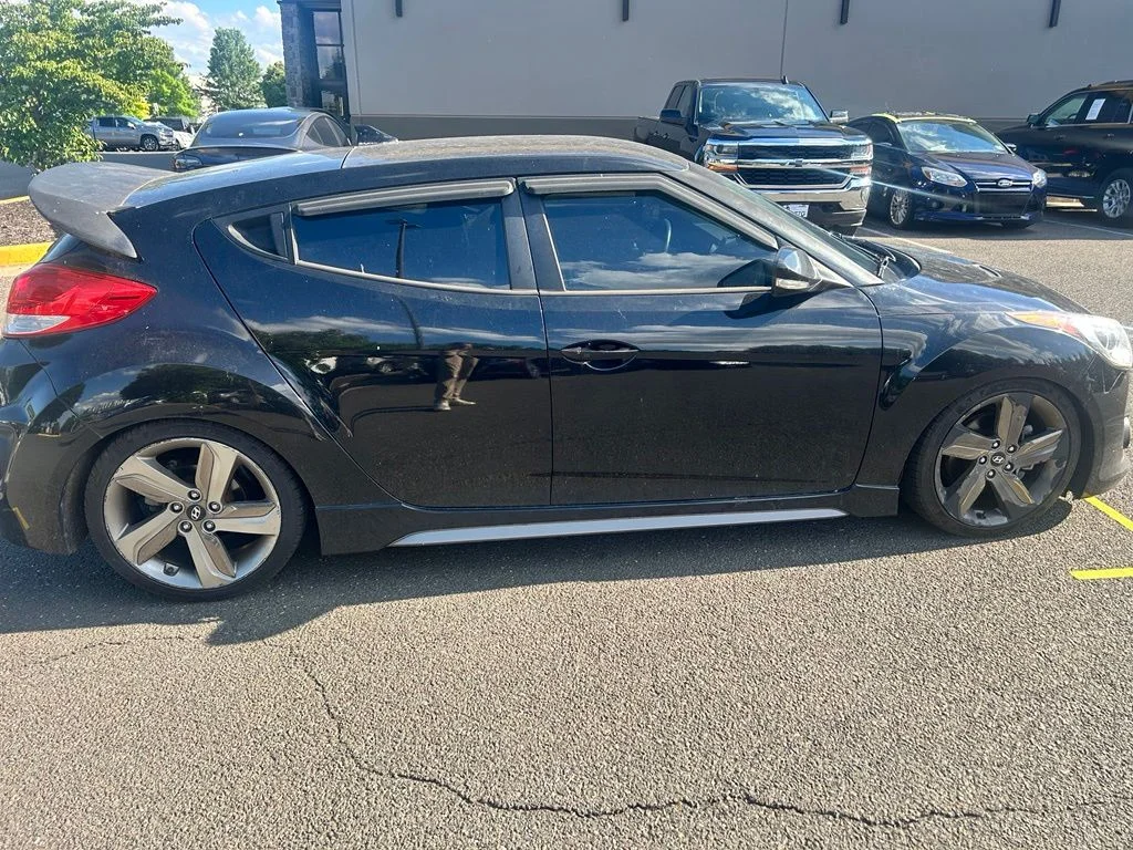 Used 2014 Black Hyundai Turbo image 4