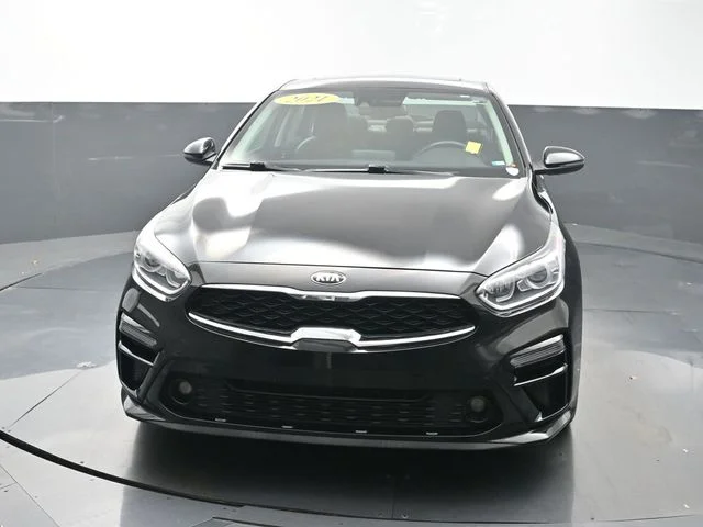 Used 2021 Black Kia EX image 2