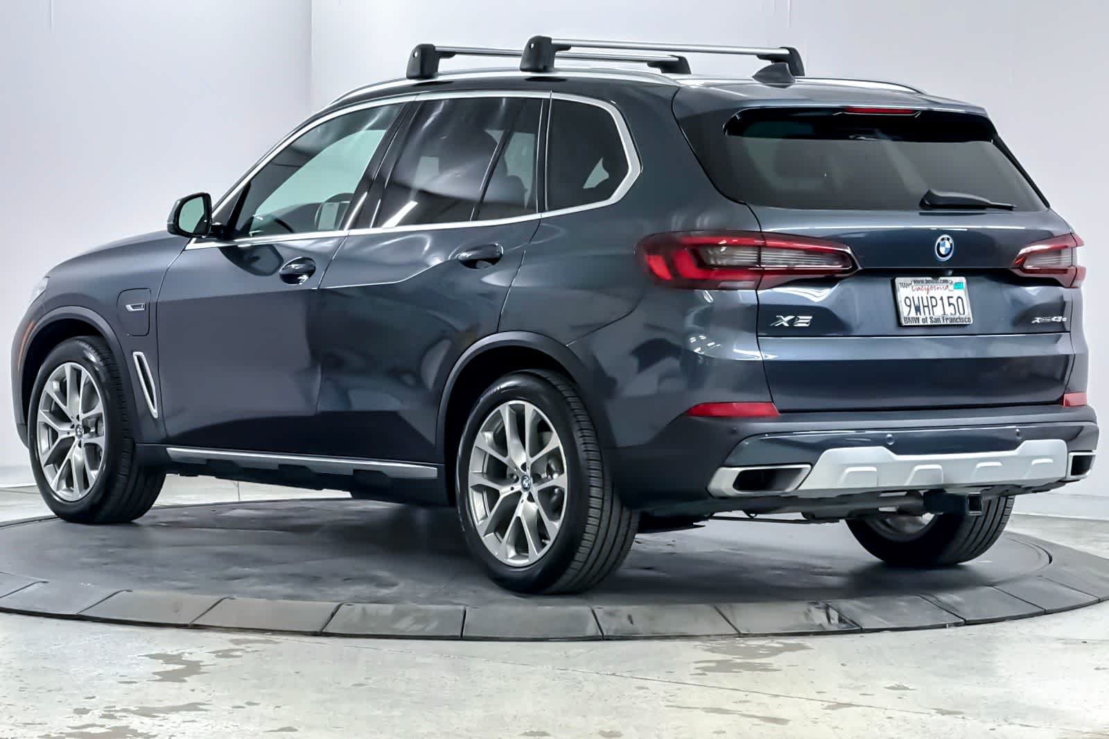 Used 2022 Arctic Grey Metallic BMW xDrive45e image 6
