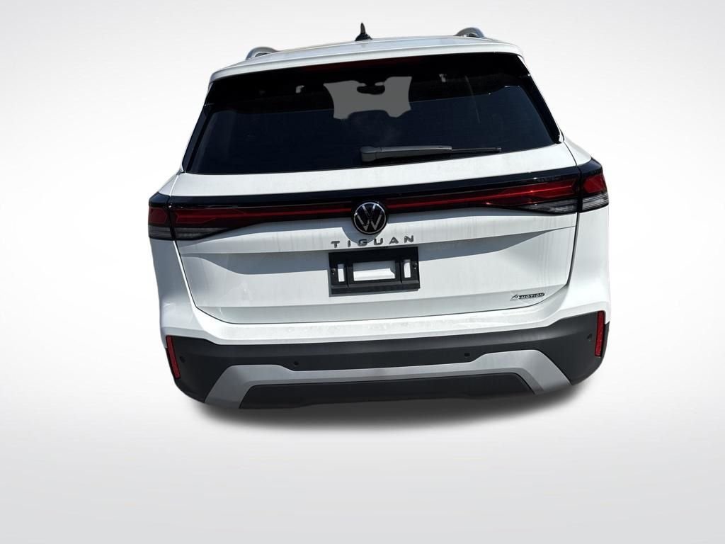 New 2025 White Volkswagen 2.0T S image 31