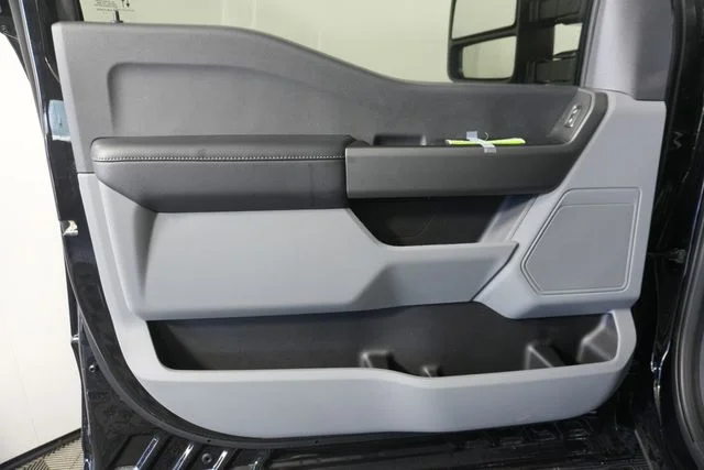 New 2026 Agate Black Metallic Ford F-350® XL image 26