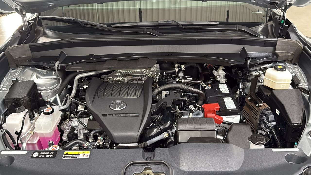 Used 2024 Silver Toyota XLE image 25