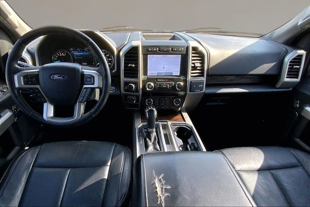 Used 2020 Silver Metallic Ford Lariat image 16
