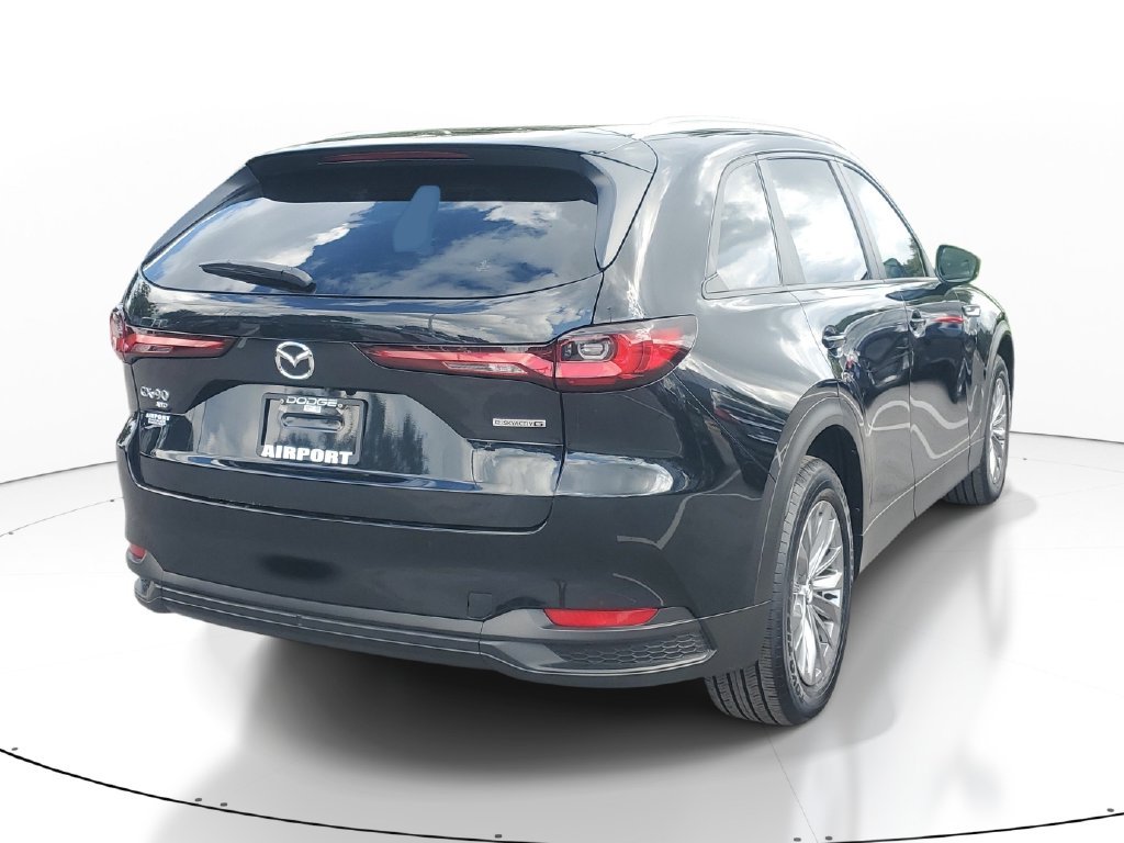 Used 2025 Black Mazda 3.3 Turbo Select image 5