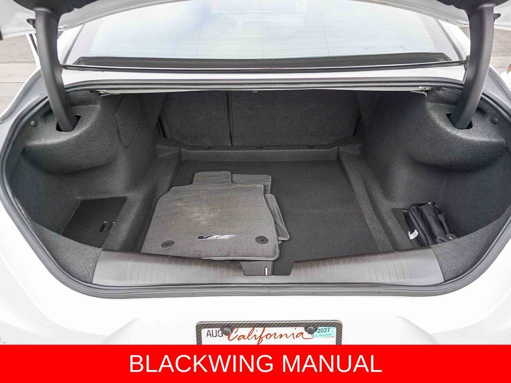 Used 2022 Summit White Cadillac V-Series image 24