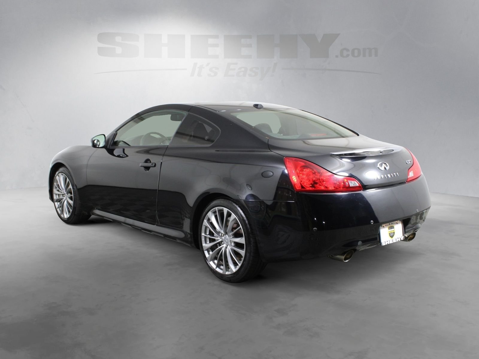Used 2012 Black INFINITI Journey image 10