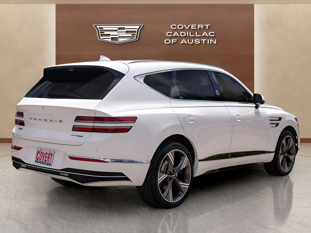 Used 2025 White Genesis 3.5T Prestige image 4