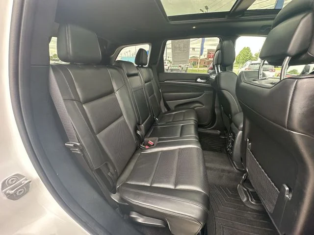 Used 2019 White Jeep Overland image 30