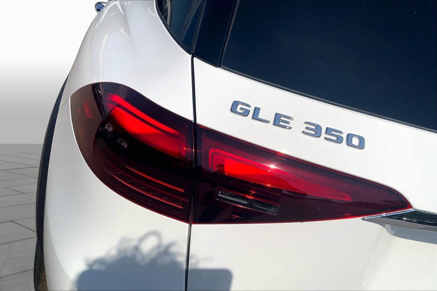 New 2026 Polar White Mercedes-Benz GLE 350 image 6
