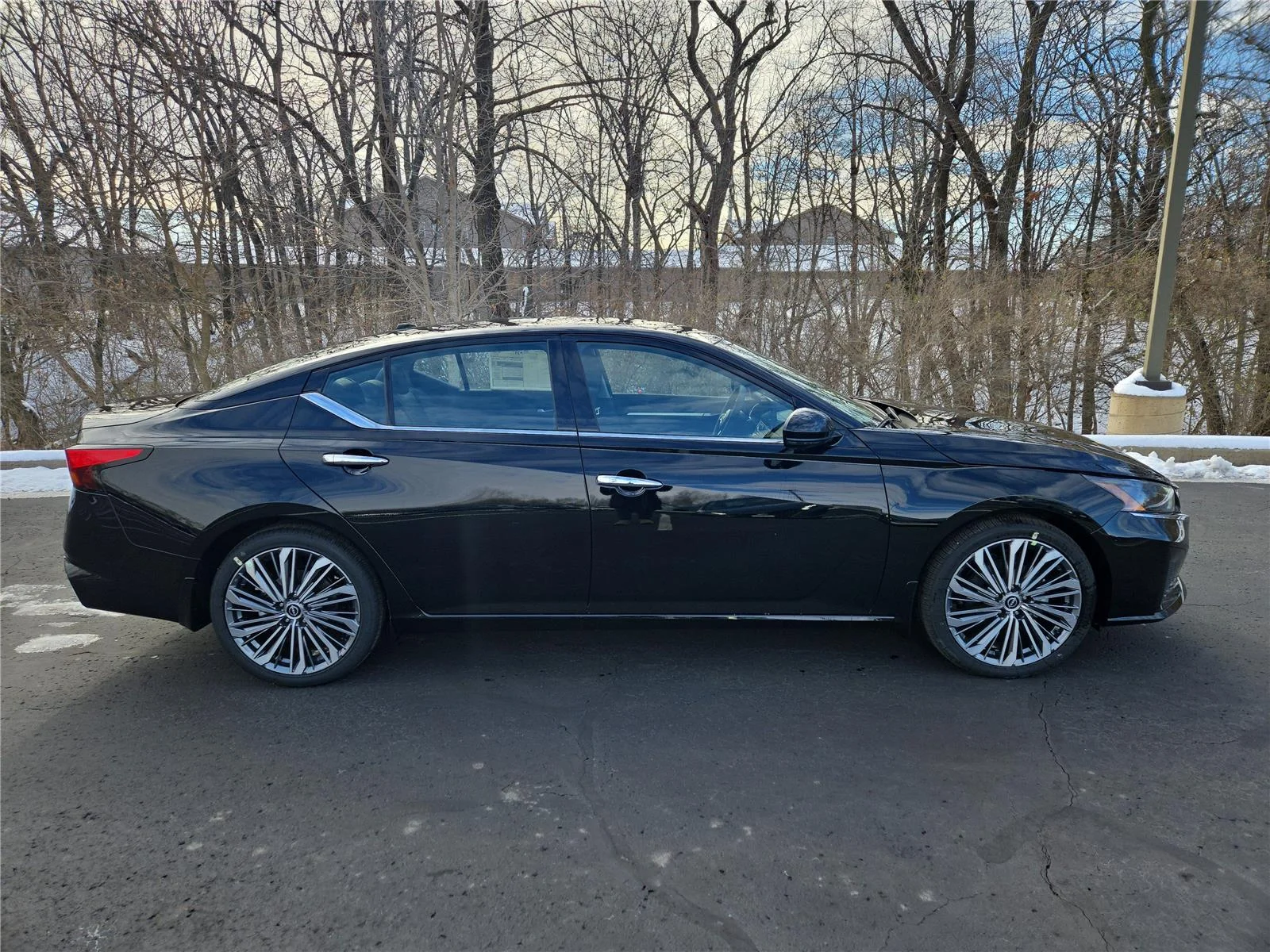 New 2025 Super Black Nissan SL image 2