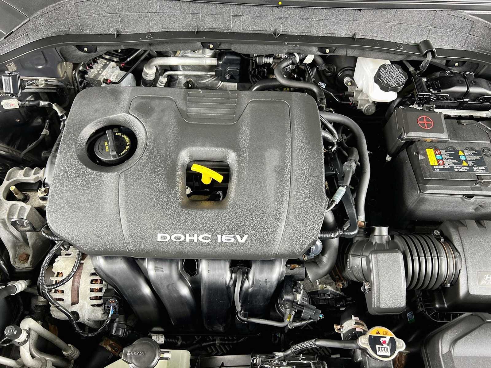 Used 2020 Ultra Black Hyundai SE image 30