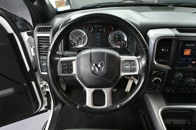 Certified Used 2022 White Ram Warlock image 19