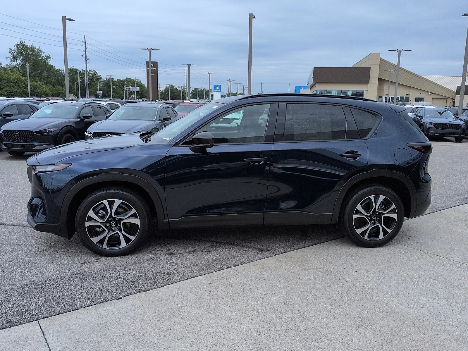 New 2026 Navy Blue Mica Mazda 2.5 S Preferred image 4