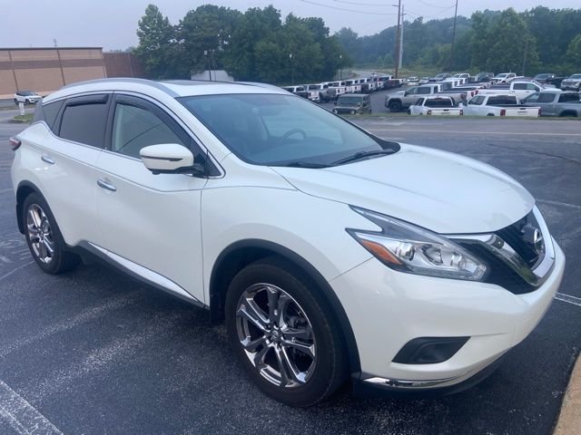 Used 2018 White Nissan Platinum image 1