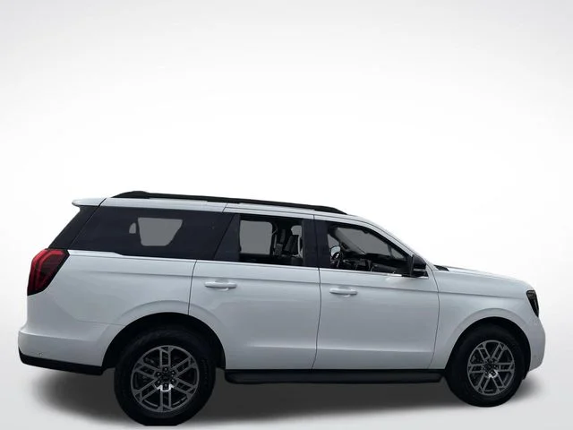 Used 2025 White Ford Active image 9
