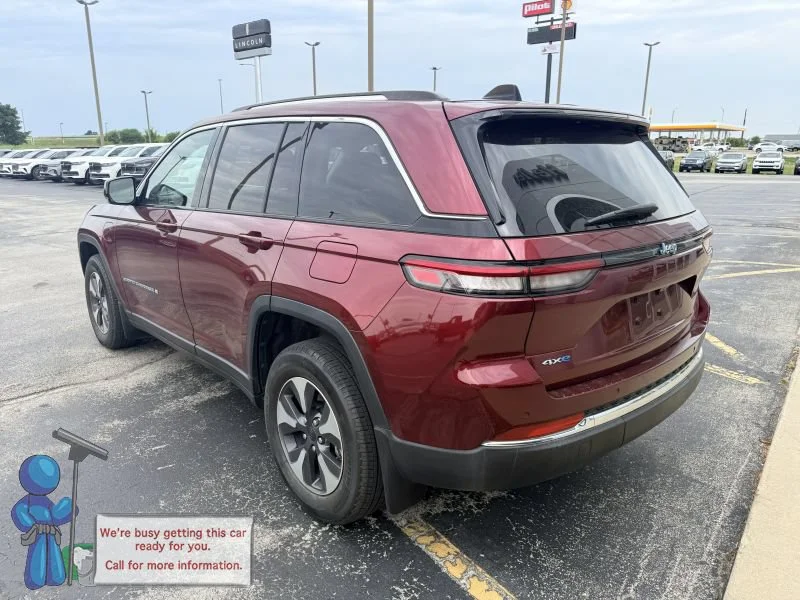 Used 2022 Velvet Red Pearlcoat Jeep 4xe image 3