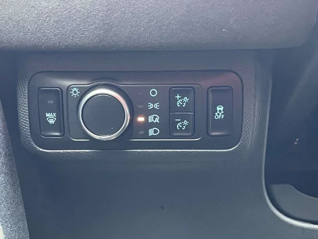Used 2023 Orange Ford GT image 34
