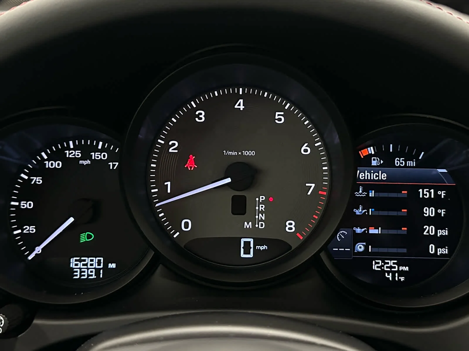 2024 Porsche Macan S - Photo 27