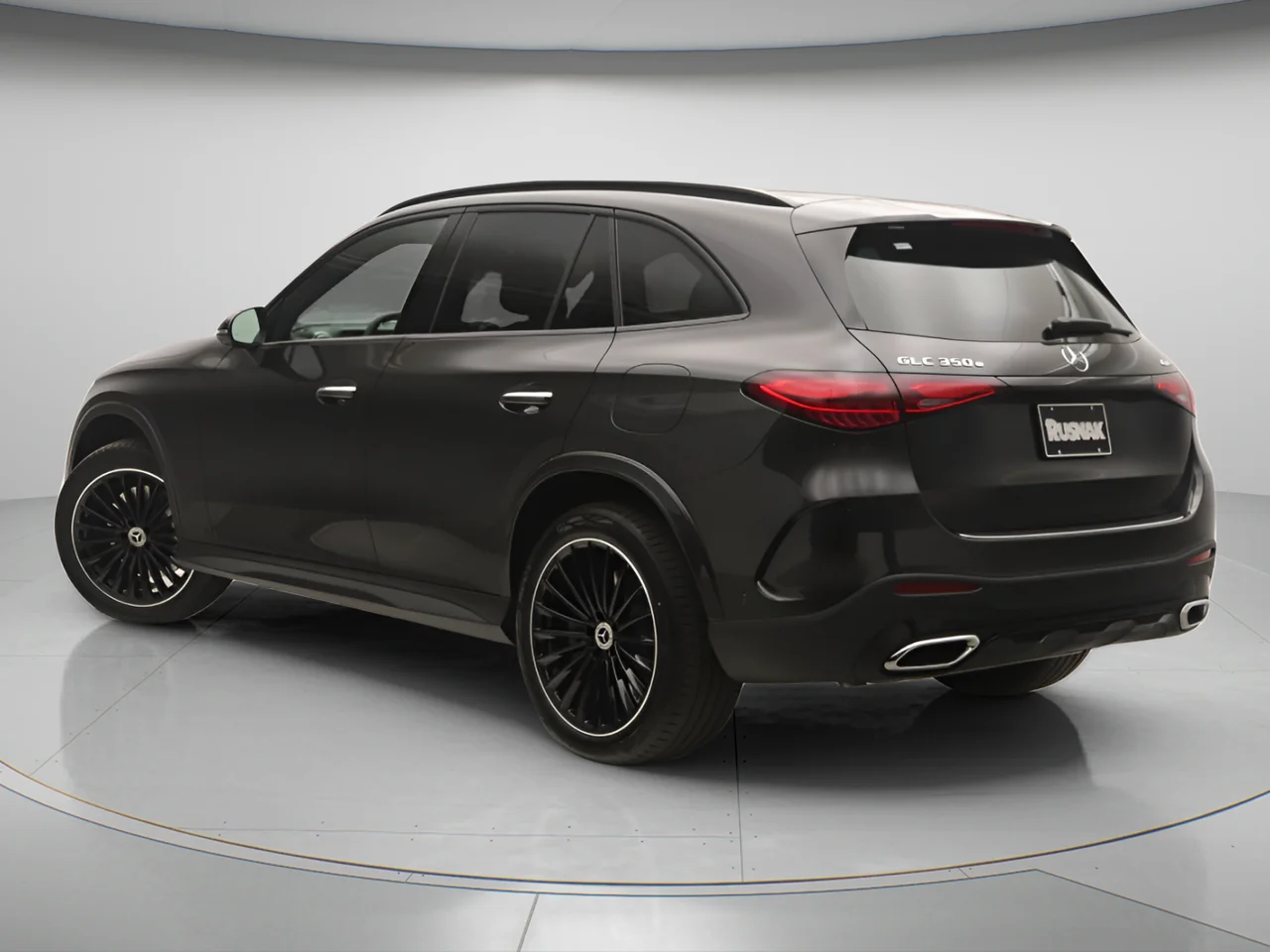 New 2026 Graphite Grey Metallic Mercedes-Benz 350e 4MATIC® image 2