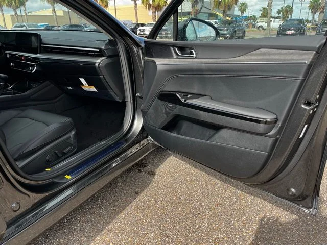 2025 Kia K5 EX - Photo 22