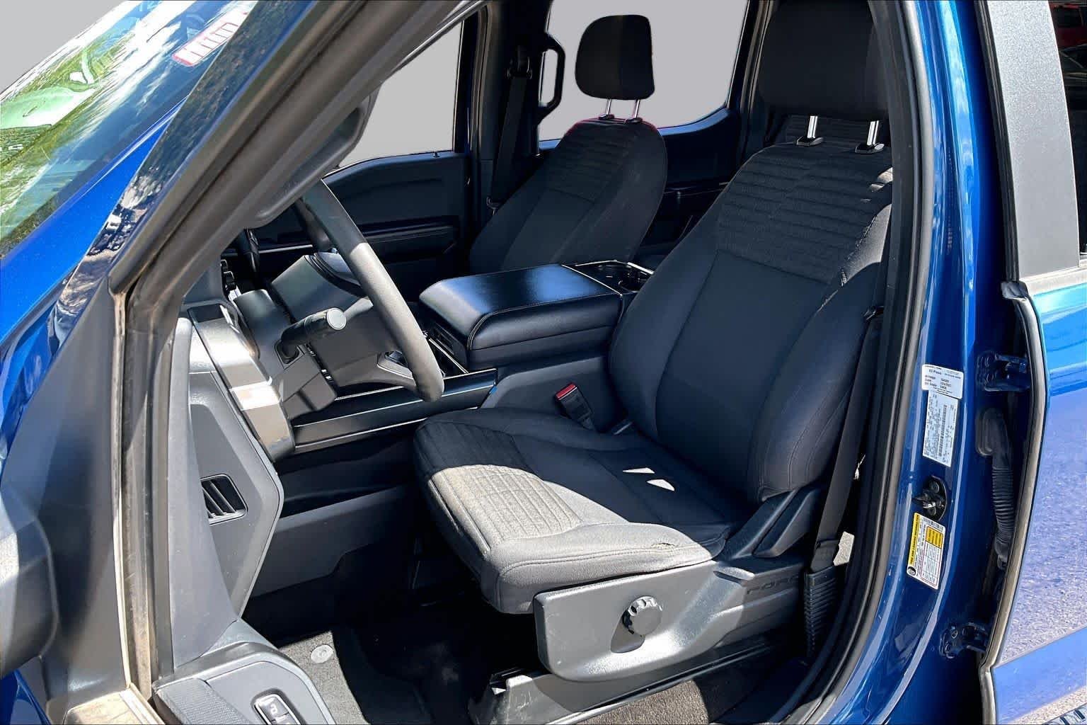 Used 2022 Atlas Blue Ford XL image 8