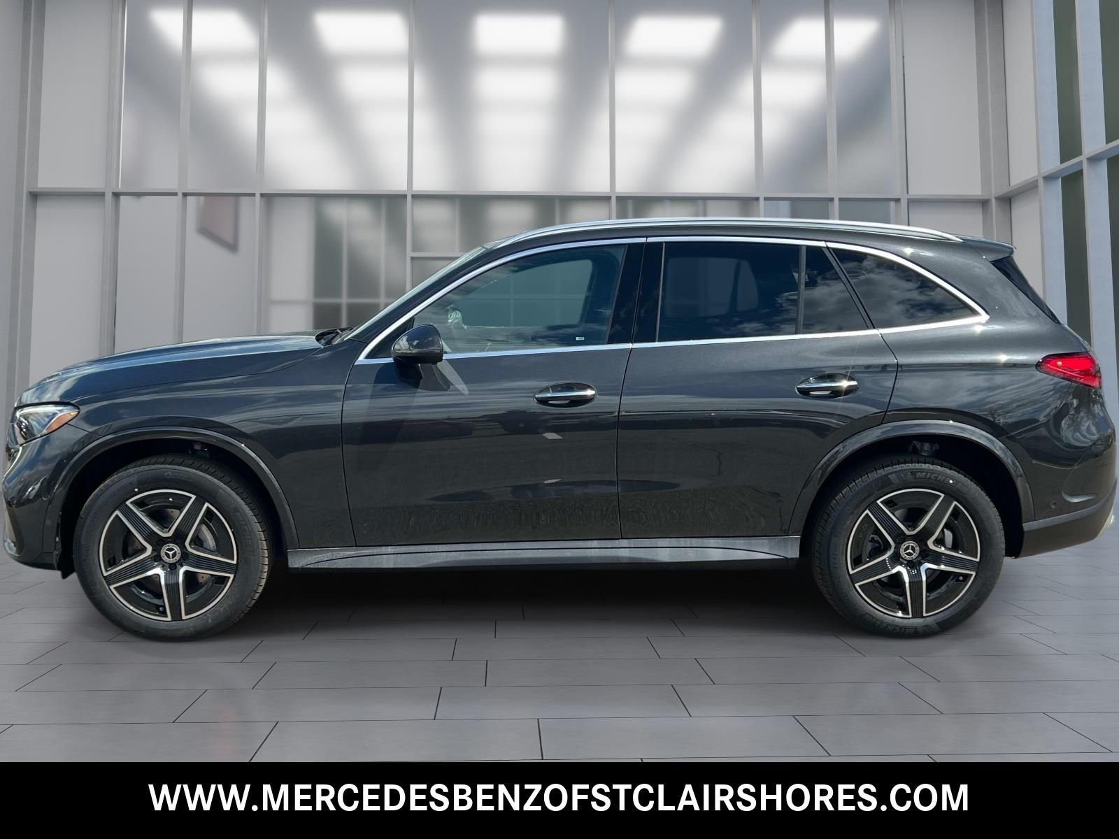 New 2026 Graphite Grey Metallic Mercedes-Benz GLC 300 image 2
