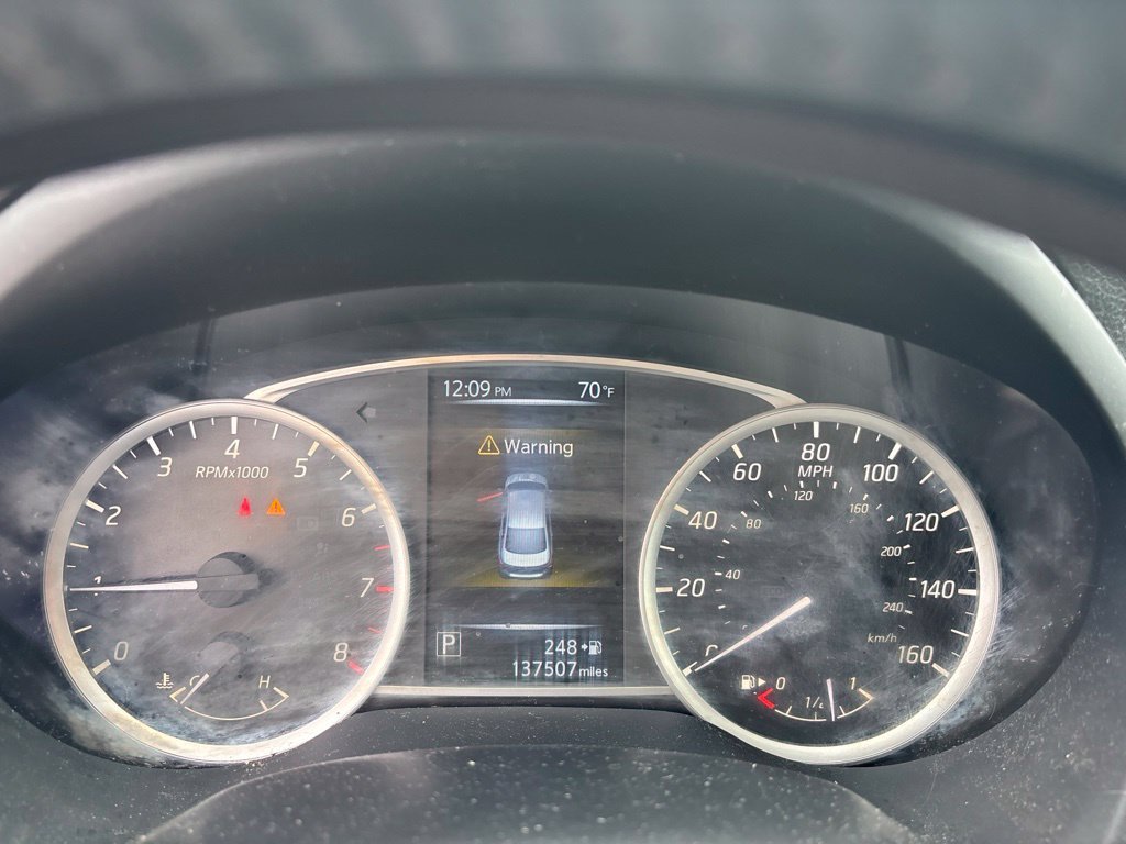 Used 2017 Blue Nissan SV image 10