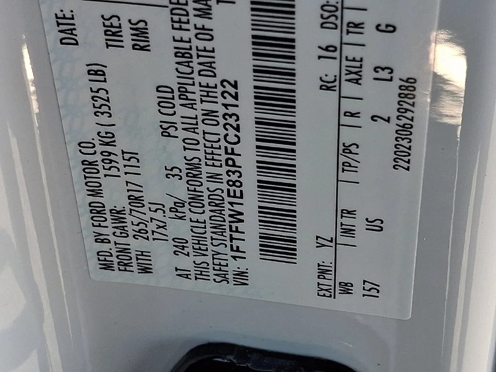 Used 2023 White Ford XLT image 27