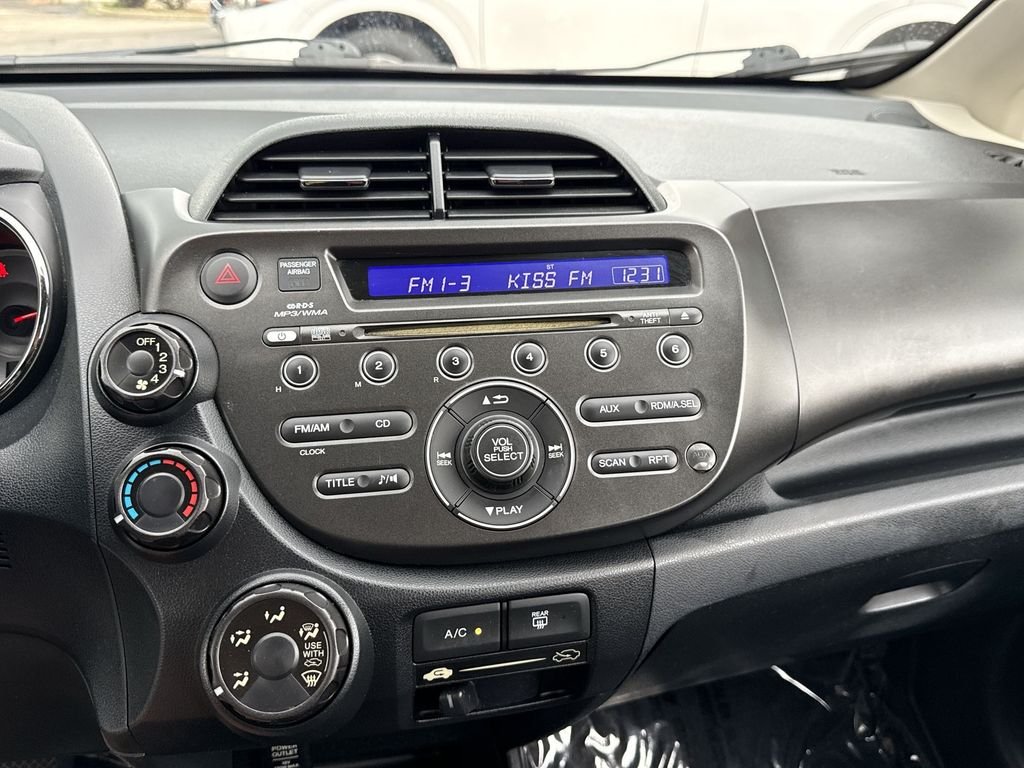Used 2013  Honda Sport image 16