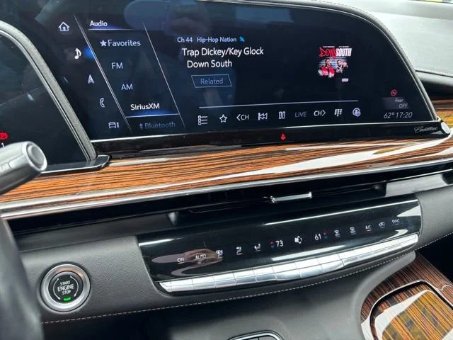Used 2022 Black Raven Cadillac Premium Luxury image 30